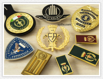 distintivi militari personalizzati